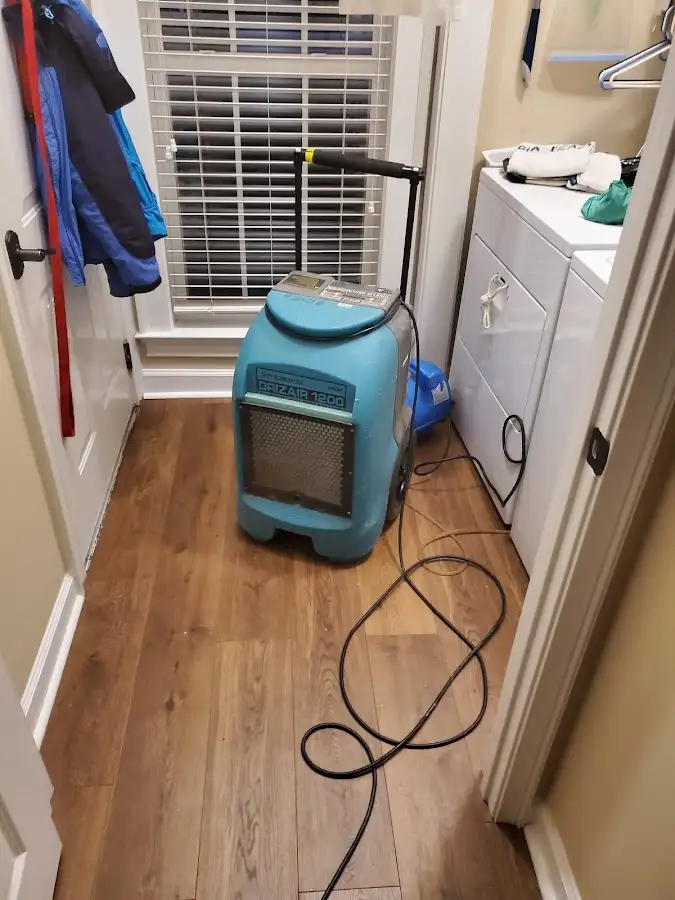 Commercial dehumidifier deployed for Flood Damage Cleanup in Ahuimanu